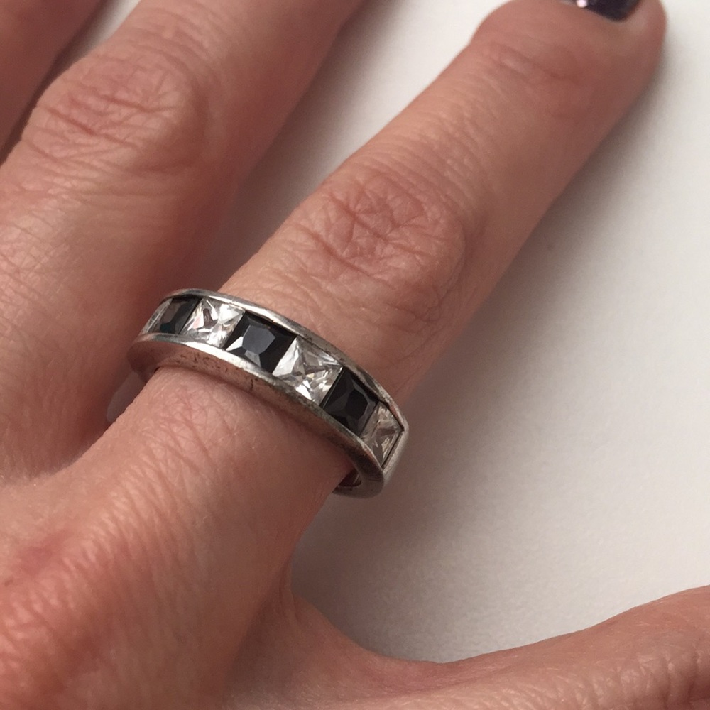 925 SILVER, Size 8 ring - Picture 4 of 4